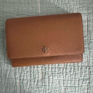 Tory Burch Brown Leather Wallet